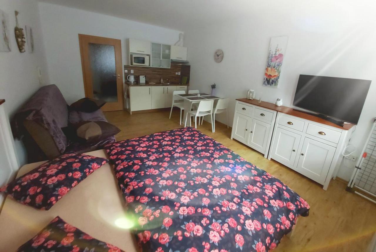 Apartman Jafi Lipno Nad Vltavou Exterior photo